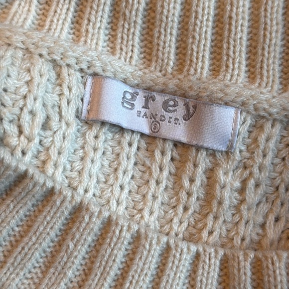 Grey Bandit Logan Sweater - Picture 8 of 9